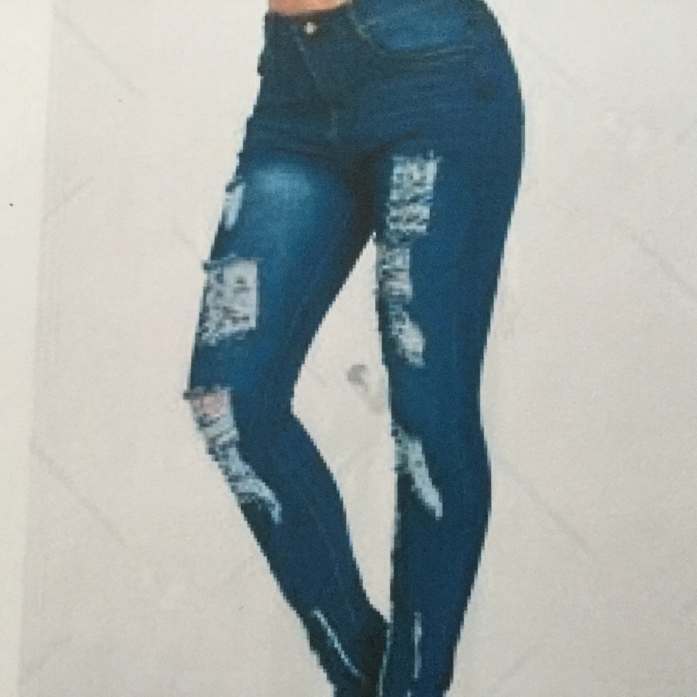 High Waisted Fitted Destroyed Jeans - Picture 4 of 6